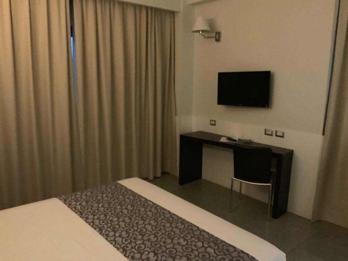 Grand Hotel Balestrieri 토레 멜리사 외부 사진