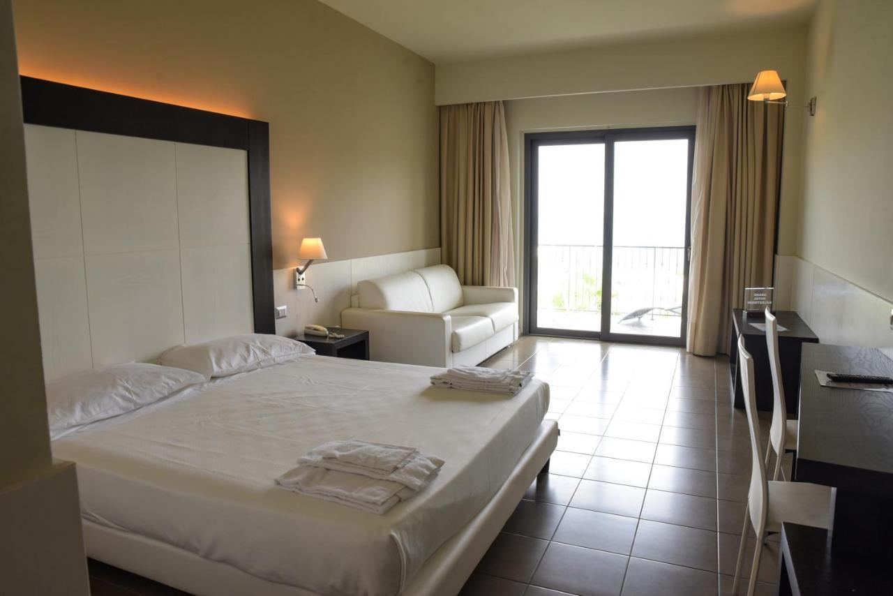 Grand Hotel Balestrieri 토레 멜리사 외부 사진